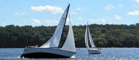 Sailing on Lake Tyler