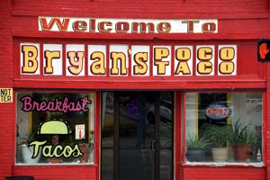 Restaurant on the Ozona Square